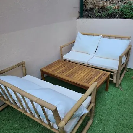 Apartment Joli Renove Situe Au Pied Des Thermes